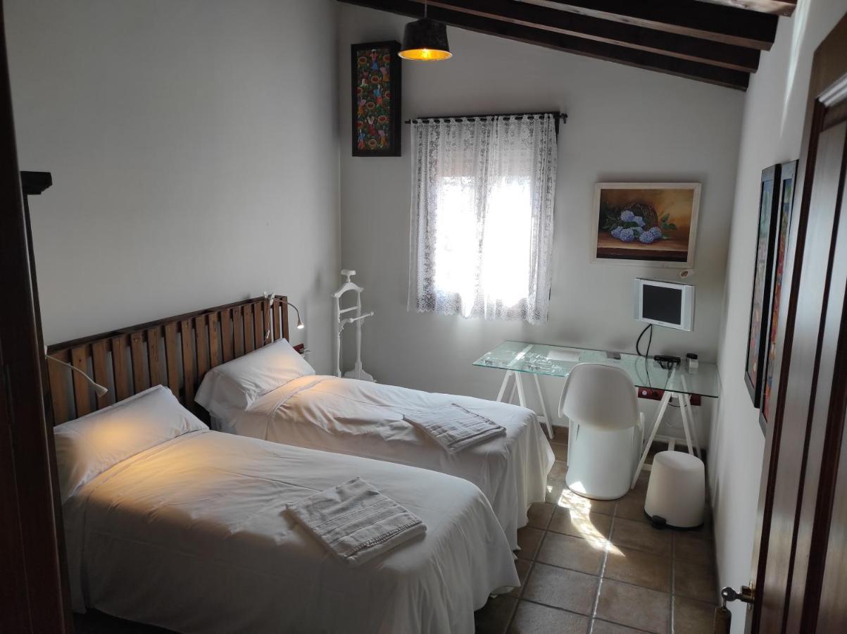 Vinarius, Posada Rural Castellanos de Villiquera Ngoại thất bức ảnh