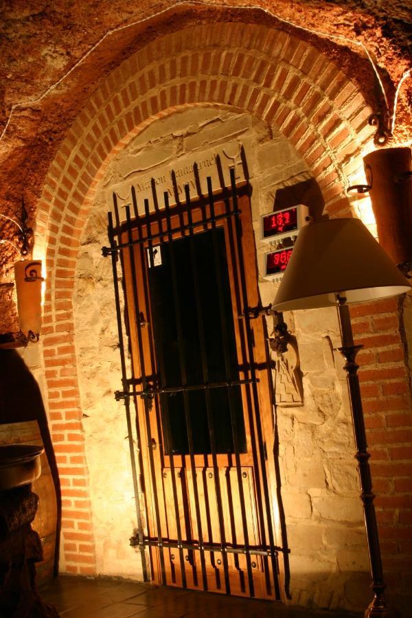 Vinarius, Posada Rural Castellanos de Villiquera Ngoại thất bức ảnh