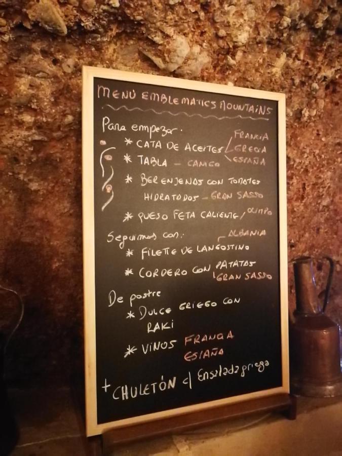 Vinarius, Posada Rural Castellanos de Villiquera Ngoại thất bức ảnh