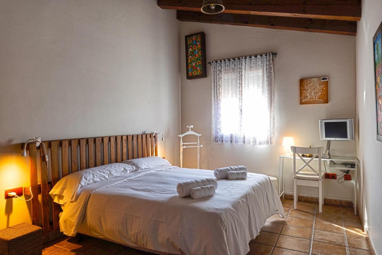 Vinarius, Posada Rural Castellanos de Villiquera Ngoại thất bức ảnh