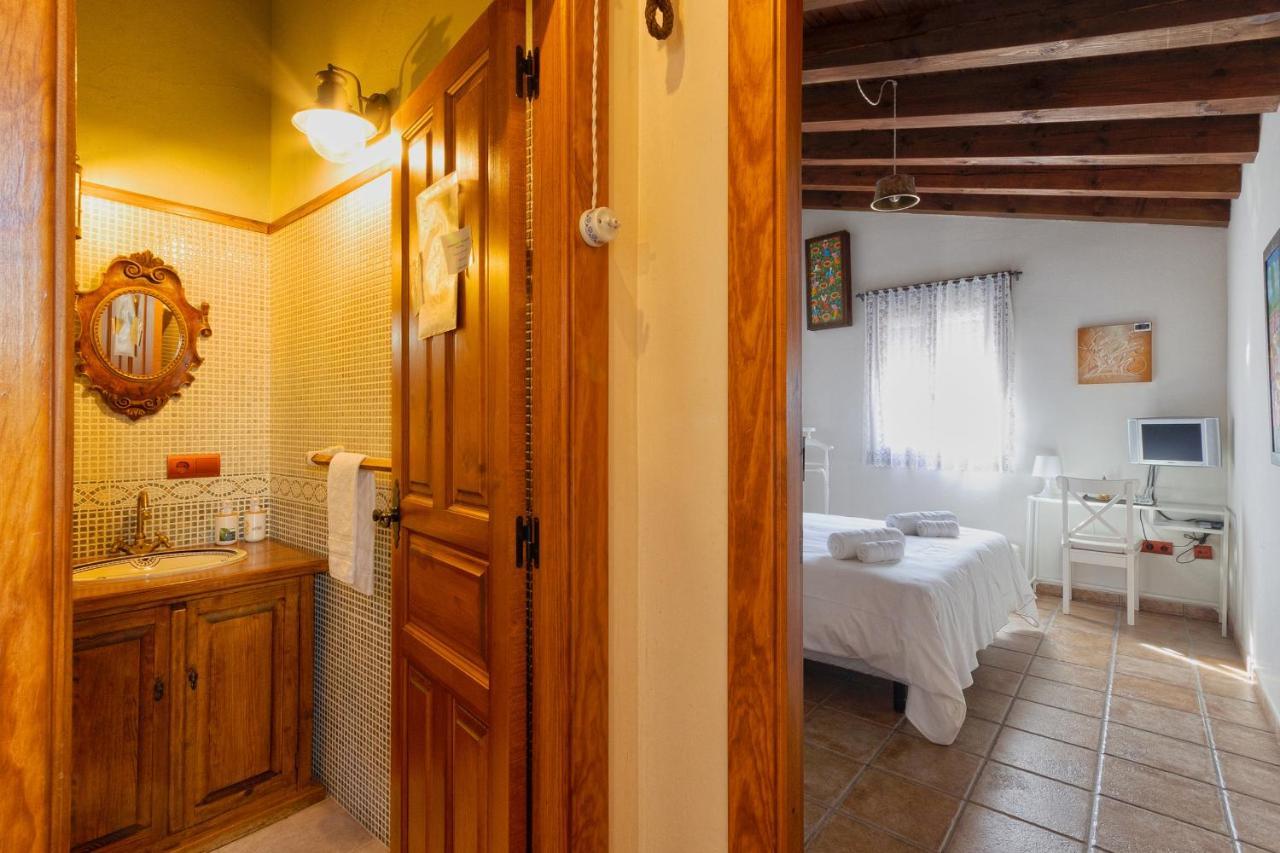 Vinarius, Posada Rural Castellanos de Villiquera Ngoại thất bức ảnh